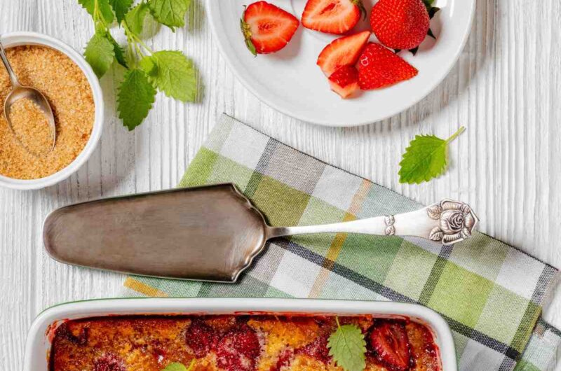 Delicious Strawberry Cobbler Recipe | Easy Summer Dessert